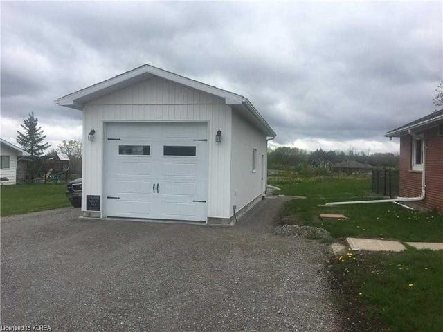 4067 Highway 35 N, House detached with 3 bedrooms, 1 bathrooms and 12 parking in Kawartha Lakes ON | Image 19