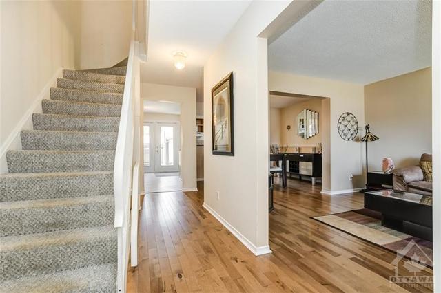 19 - 1900 Marquis Avenue, Townhouse with 3 bedrooms, 3 bathrooms and 1 parking in Ottawa ON | Image 3