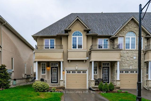 24 Forest Valley Cres, Townhouse with 3 bedrooms, 3 bathrooms and 2 parking in Hamilton ON | Image 1