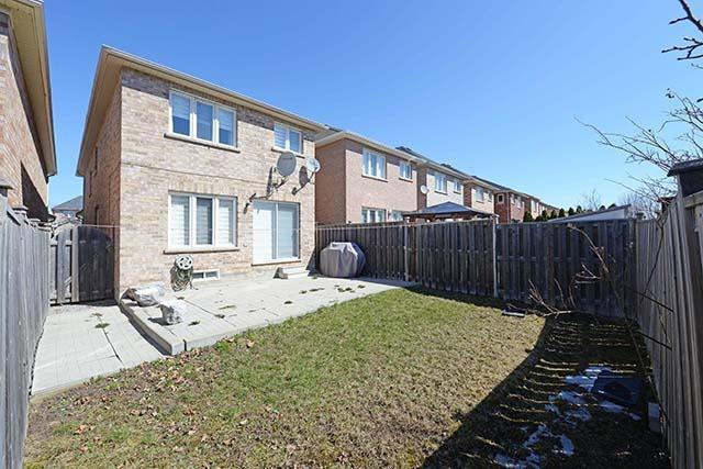 212 Venice Gate Dr, House detached with 4 bedrooms, 3 bathrooms and 4 parking in Vaughan ON | Image 19