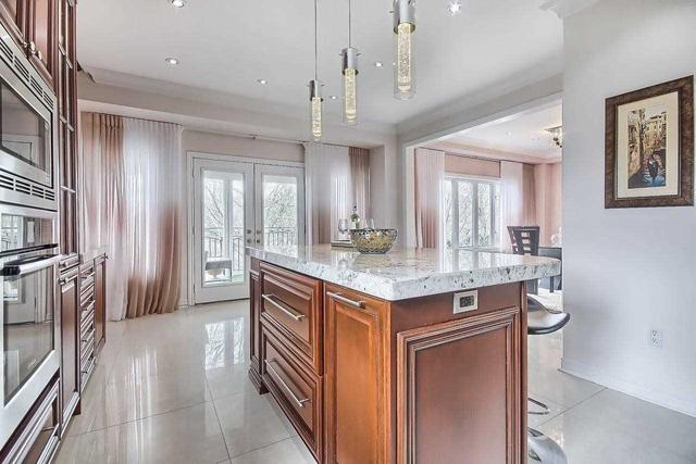 80 Headwater Cres, House detached with 4 bedrooms, 5 bathrooms and 6 parking in Richmond Hill ON | Image 6