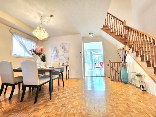 293 Castan Ave, House detached with 4 bedrooms, 4 bathrooms and 4 parking in Markham ON | Image 2