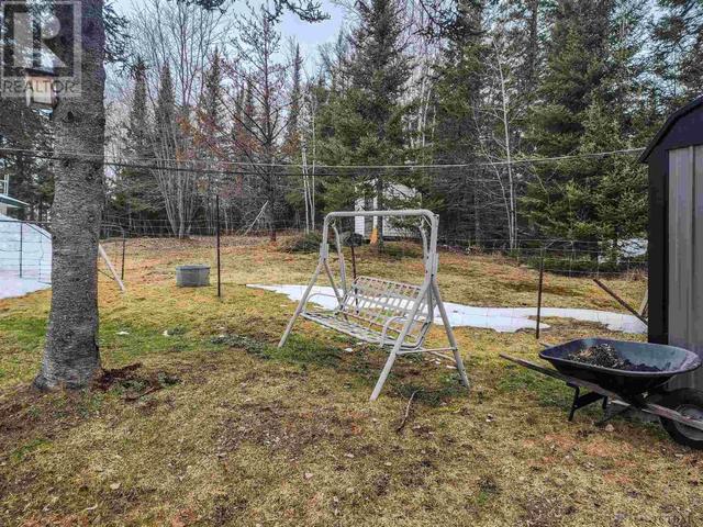 935 Goodfish Rd, House detached with 2 bedrooms, 1 bathrooms and null parking in Kirkland Lake ON | Image 31