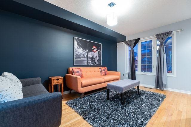 94 Jim Baird Mews, Townhouse with 3 bedrooms, 4 bathrooms and 1 parking in Toronto ON | Image 3