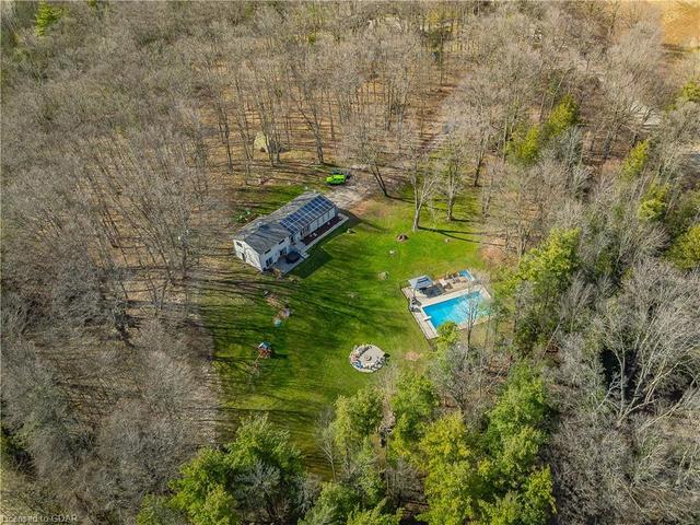 4098 Darkwood Road Road, House detached with 3 bedrooms, 2 bathrooms and 12 parking in Puslinch ON | Image 22
