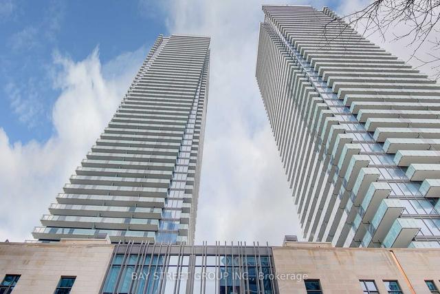 1108 - 1080 Bay St, Condo with 1 bedrooms, 1 bathrooms and 0 parking in Toronto ON | Image 5