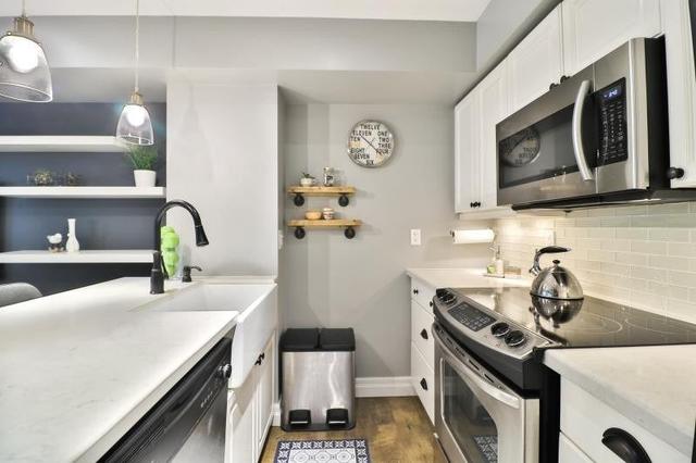 th304 - 60 Joe Shuster Way, Townhouse with 3 bedrooms, 3 bathrooms and 1 parking in Toronto ON | Image 5