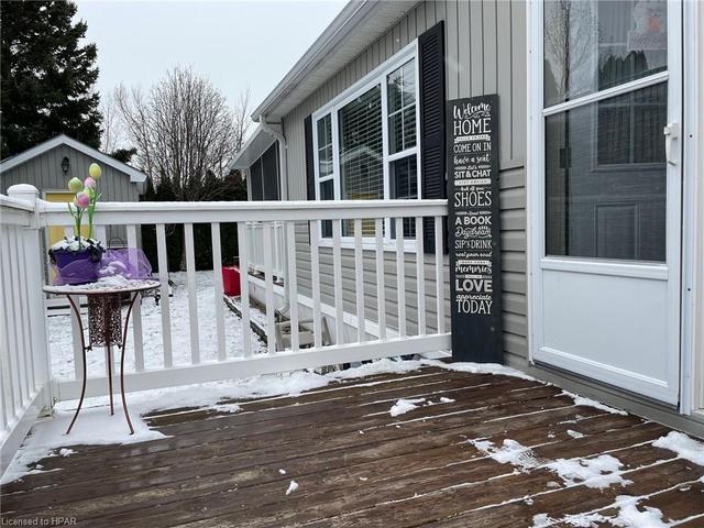 77307 (29 rowan rd) Bluewater Hwy 21, House detached with 2 bedrooms, 1 bathrooms and 2 parking in Central Huron ON | Image 28