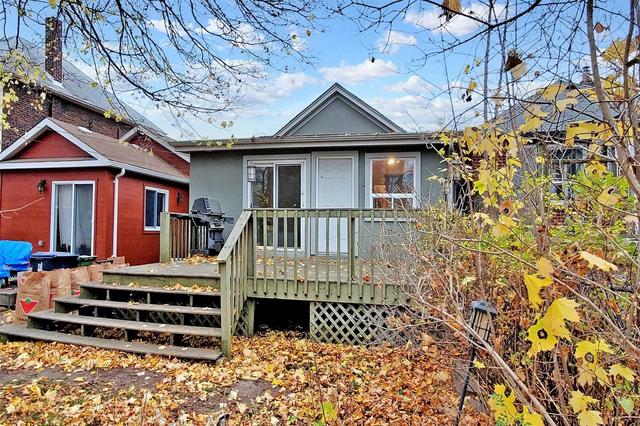 17 Fourteenth St, House detached with 3 bedrooms, 2 bathrooms and 0 parking in Toronto ON | Image 11
