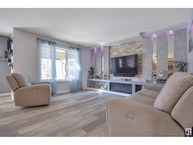 22015 95 Av Nw, House detached with 4 bedrooms, 3 bathrooms and null parking in Edmonton AB | Image 6