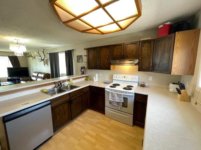 4810 16 Avenue, House detached with 5 bedrooms, 2 bathrooms and 2 parking in Edson AB | Image 5
