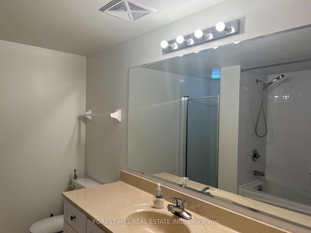 1004 - 18 Kenaston Gdns, Condo with 2 bedrooms, 2 bathrooms and 1 parking in Toronto ON | Image 7