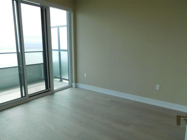 Lph05A - 30 Shore Breeze Dr, Condo with 2 bedrooms, 2 bathrooms and 1 parking in Toronto ON | Image 8