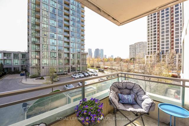 312 - 3515 Kariya Dr, Condo with 2 bedrooms, 2 bathrooms and 1 parking in Mississauga ON | Image 2