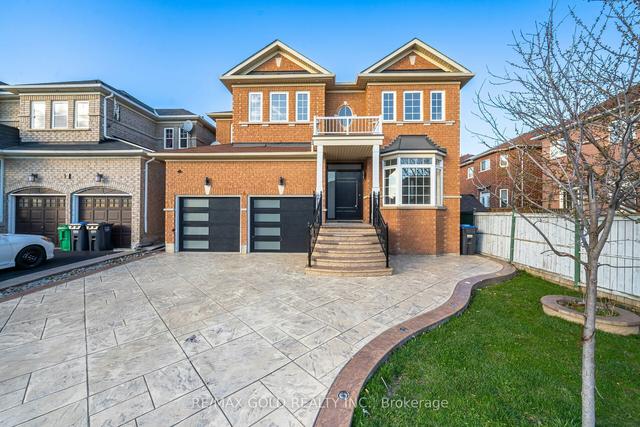 4 Nomad Cres, House detached with 5 bedrooms, 5 bathrooms and 6 parking in Brampton ON | Image 1