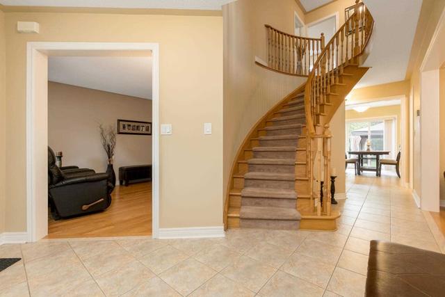 203 Miller Dr, House detached with 4 bedrooms, 3 bathrooms and 4 parking in Halton Hills ON | Image 27