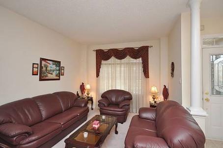 3634 Jorie Cres, House detached with 4 bedrooms, 3 bathrooms and 4 parking in Mississauga ON | Image 2