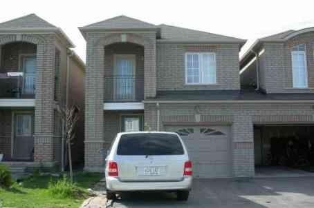 698 Rossellini Dr, House attached with 3 bedrooms, 4 bathrooms and 2 parking in Mississauga ON | Image 1
