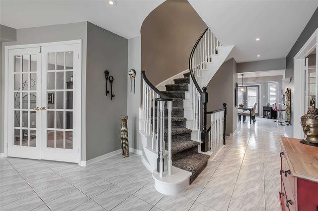 1168 Lansdown Dr, House detached with 4 bedrooms, 3 bathrooms and 4 parking in Oakville ON | Image 10