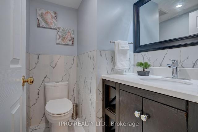 47 - 16b Leaside Park Dr, Townhouse with 4 bedrooms, 5 bathrooms and 2 parking in Toronto ON | Image 2