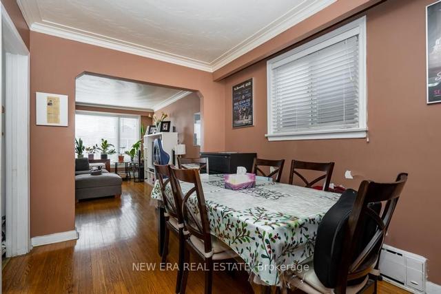388a Whitmore Ave, House detached with 4 bedrooms, 2 bathrooms and 3 parking in Toronto ON | Image 2