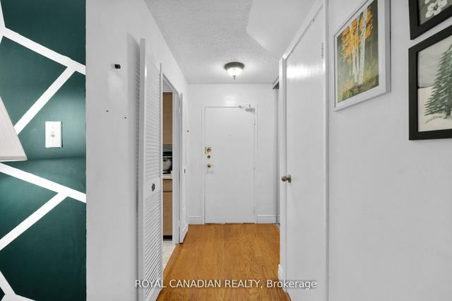 135 - 4001 Don Mills Rd, Townhouse with 2 bedrooms, 2 bathrooms and 1 parking in Toronto ON | Image 2