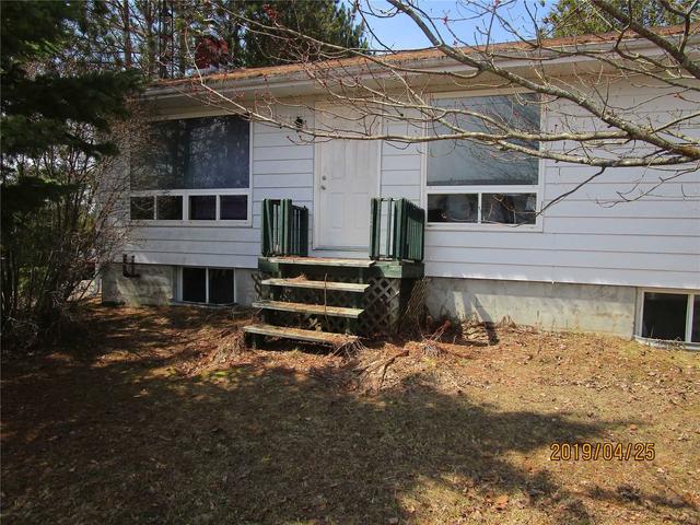 15 Edna St, House detached with 2 bedrooms, 1 bathrooms and 8 parking in French River ON | Image 25