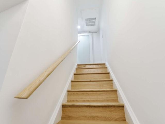 3 - 98 Redpath Ave, Townhouse with 2 bedrooms, 2 bathrooms and 1 parking in Toronto ON | Image 11