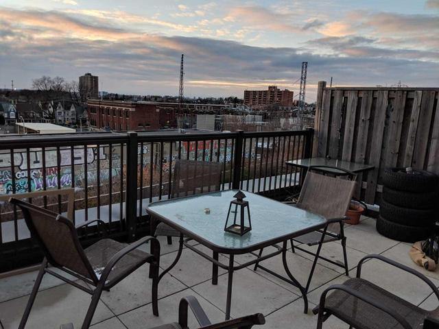 Th#231 - 10 Foundry Ave, Townhouse with 2 bedrooms, 2 bathrooms and null parking in Toronto ON | Image 4