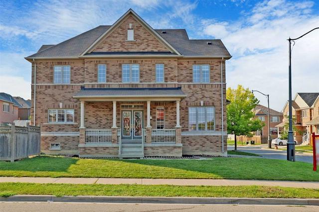 41 Sleightholme Cres, House detached with 4 bedrooms, 3 bathrooms and 5 parking in Brampton ON | Image 1