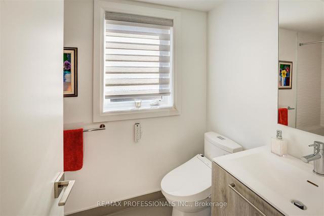 23 - 28 Marina Ave, Townhouse with 3 bedrooms, 3 bathrooms and 1 parking in Toronto ON | Image 15