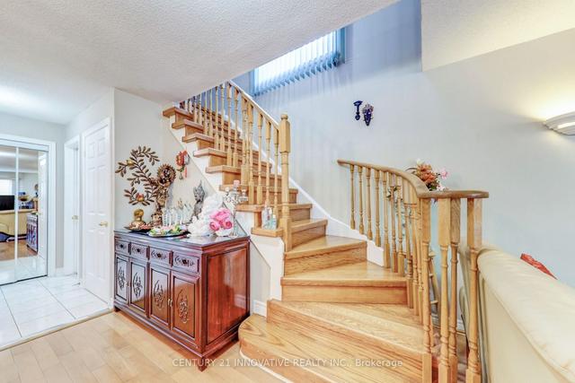 336a Aylesworth Ave, House detached with 3 bedrooms, 4 bathrooms and 3 parking in Toronto ON | Image 9