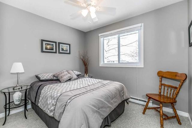 1092 Old Barrie Rd W, House detached with 3 bedrooms, 2 bathrooms and 8 parking in Oro Medonte ON | Image 6