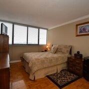 2305 - 1333 Bloor St, Condo with 2 bedrooms, 1 bathrooms and 1 parking in Mississauga ON | Image 13