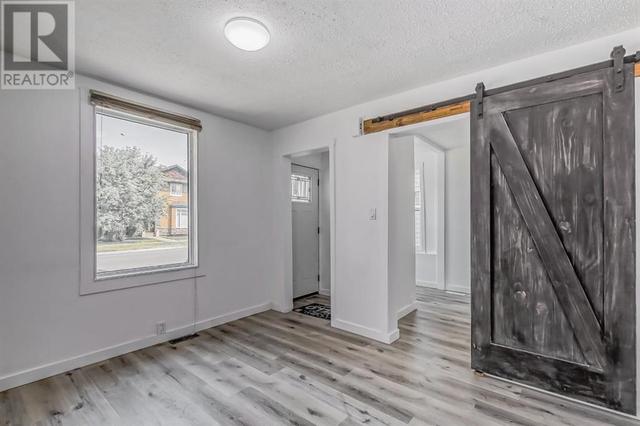 137 26 Avenue Ne, House detached with 2 bedrooms, 1 bathrooms and 1 parking in Calgary AB | Image 8