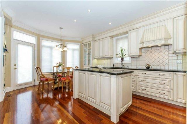 365 Longmore St, House detached with 4 bedrooms, 5 bathrooms and 4 parking in Toronto ON | Image 7