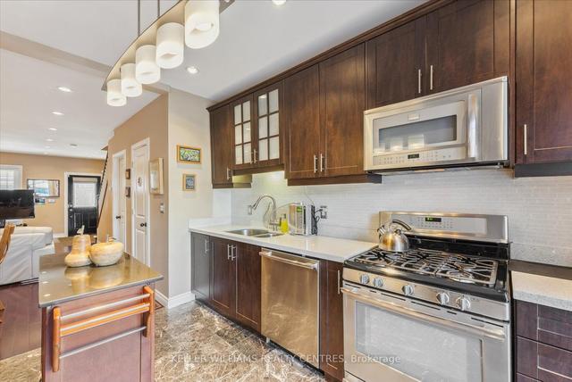 481 Jones Ave, House detached with 3 bedrooms, 3 bathrooms and 2 parking in Toronto ON | Image 5