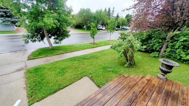 268 Woodbine Boulevard Sw, House detached with 5 bedrooms, 3 bathrooms and 4 parking in Calgary AB | Image 4