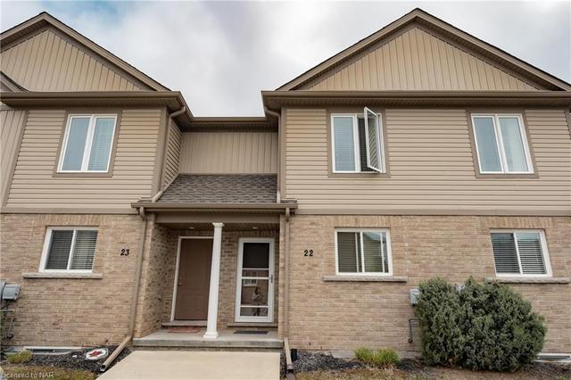 22 - 6118 Kelsey Crescent, House attached with 3 bedrooms, 2 bathrooms and 1 parking in Niagara Falls ON | Image 2
