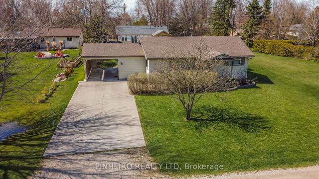 71247 Sandra Street St N, House detached with 3 bedrooms, 1 bathrooms and 5 parking in Bluewater ON | Image 12