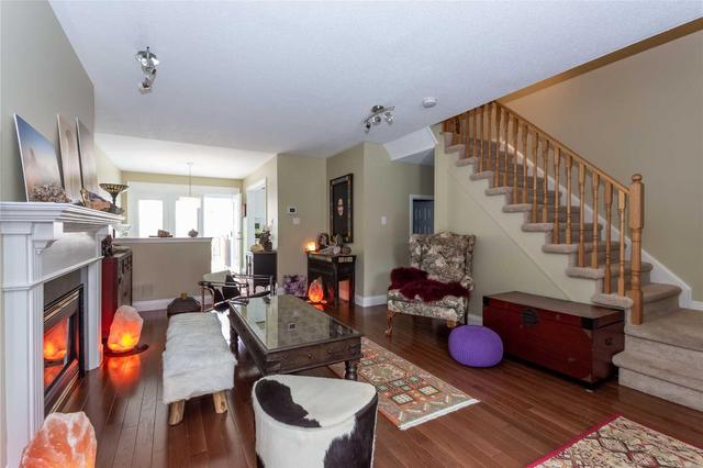 28 - 5555 Prince William Dr, Townhouse with 3 bedrooms, 2 bathrooms and 1 parking in Burlington ON | Image 3