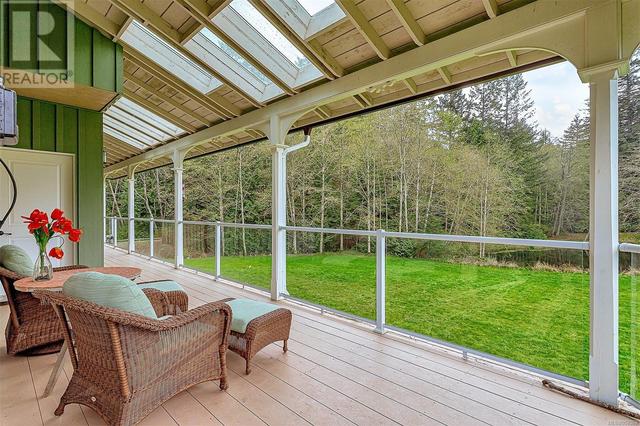 5058 West Saanich Rd, House detached with 3 bedrooms, 3 bathrooms and 8 parking in Saanich BC | Image 45