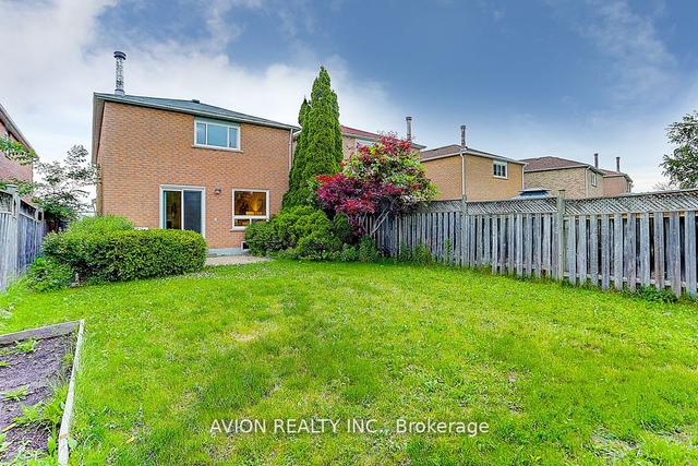 31 Alderbury Dr, House attached with 4 bedrooms, 3 bathrooms and 4 parking in Markham ON | Image 27
