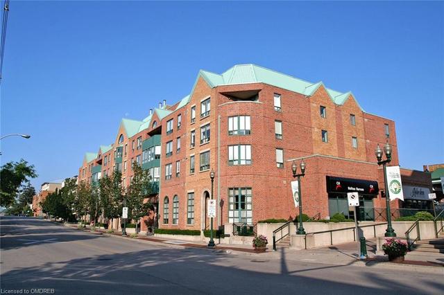 ph12 - 185 Robinson St, Condo with 1 bedrooms, 1 bathrooms and 1 parking in Oakville ON | Image 11