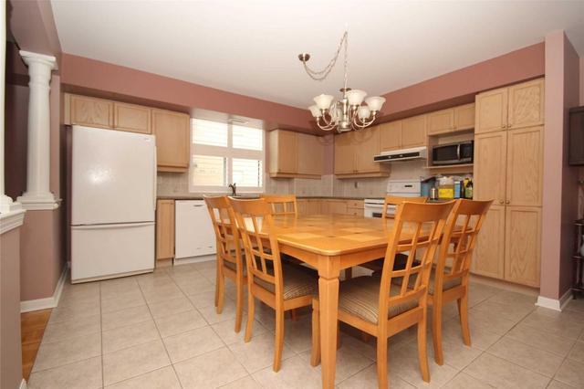 206 - 2500 Rutherford Rd, Condo with 2 bedrooms, 2 bathrooms and 1 parking in Vaughan ON | Image 6