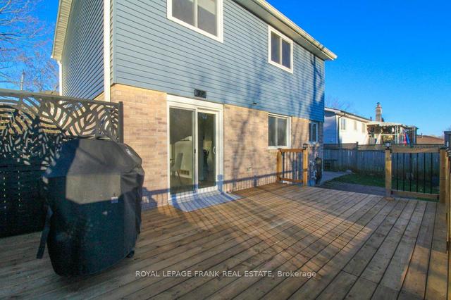 1201 Whitefield Dr, House detached with 3 bedrooms, 3 bathrooms and 3 parking in Peterborough ON | Image 31