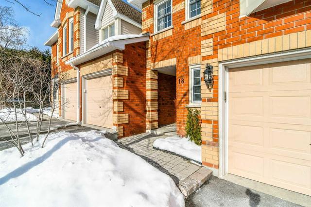 18 - 1415 Hazelton Blvd, Townhouse with 3 bedrooms, 3 bathrooms and 1 parking in Burlington ON | Image 2