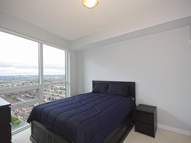 2502 - 510 Curran Pl, Condo with 2 bedrooms, 2 bathrooms and 1 parking in Mississauga ON | Image 10