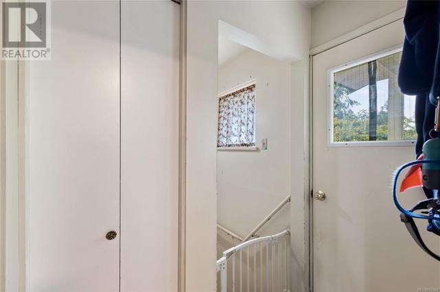 1841 Robb Ave, House detached with 4 bedrooms, 2 bathrooms and 3 parking in Comox BC | Image 19