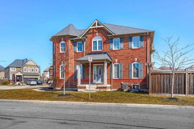 860 Pickersgill Cres, House detached with 3 bedrooms, 3 bathrooms and 4 parking in Milton ON | Image 23